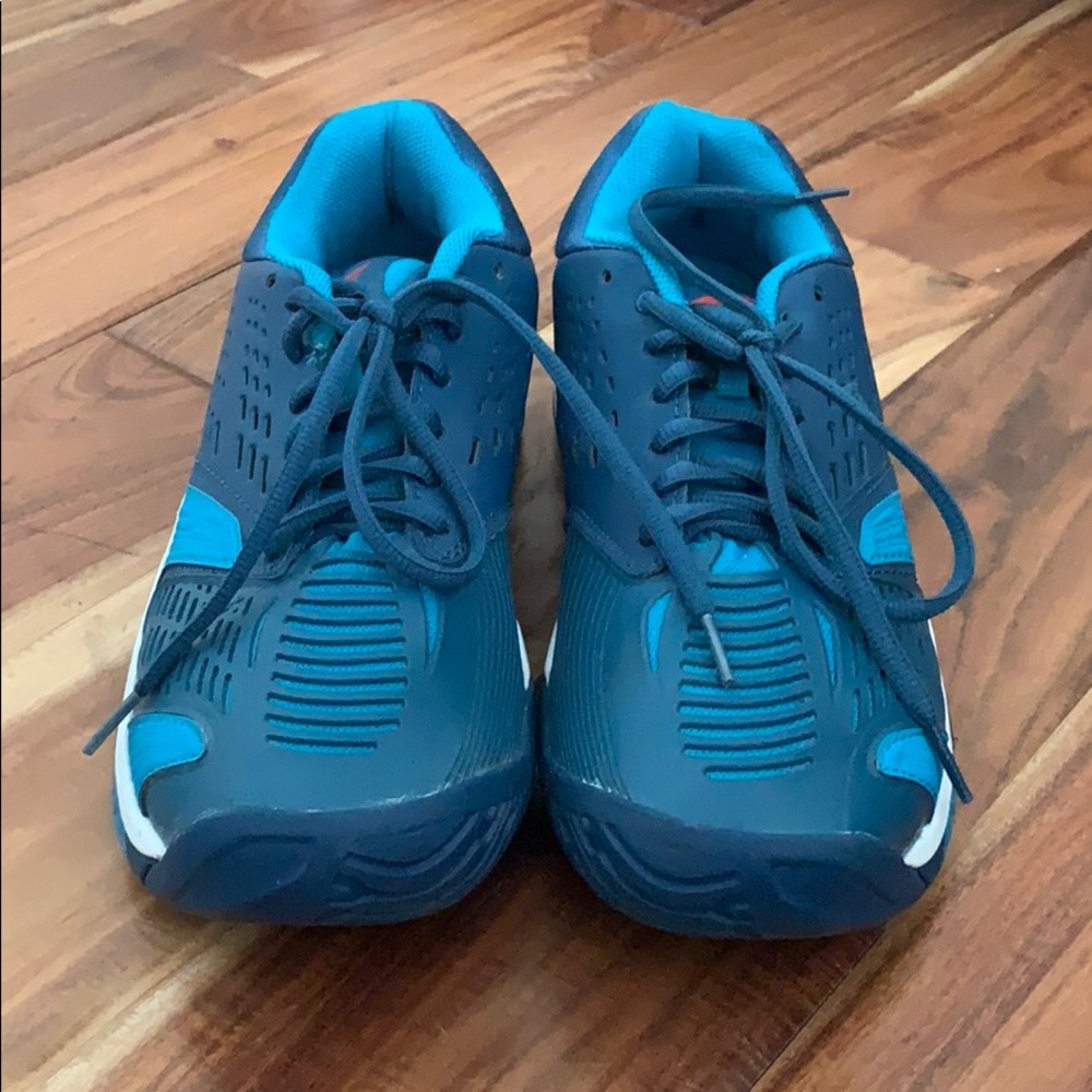 Babolat Tennis shoes